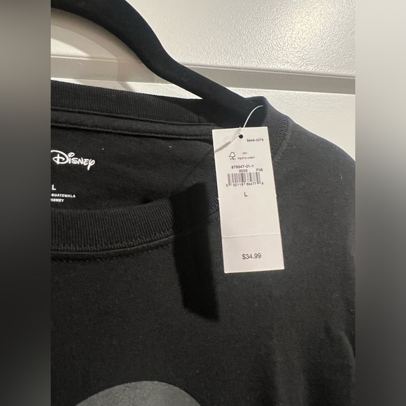 NWT Gap Men’s Mickey Mouse Graphic Tee - Picture 3 of 4